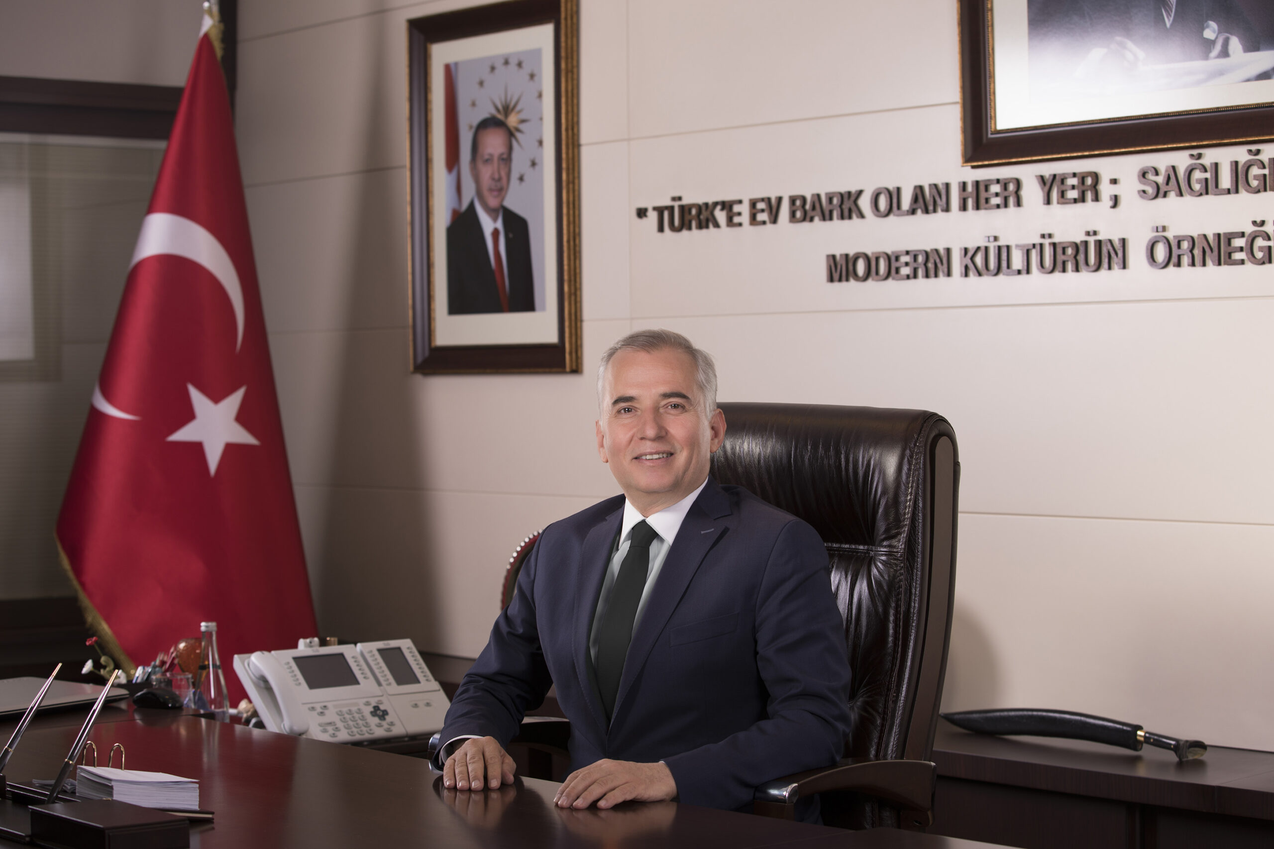 Denizli Buyuksehir Belediye Baskani Osman Zolan 1 1 scaled - Başkan Osman Zolan’dan 24 Temmuz Basın Bayramı mesajı