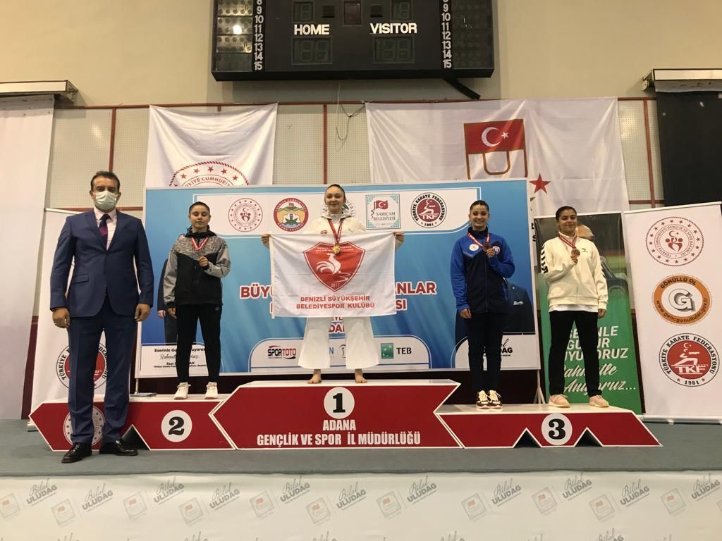 Buyuksehirin altin kizi Turkiyeyi Dunya Sampiyonasinda temsil edecek 2 - Büyükşehir’in altın kızı Türkiye’yi Dünya Şampiyonası’nda temsil edecek