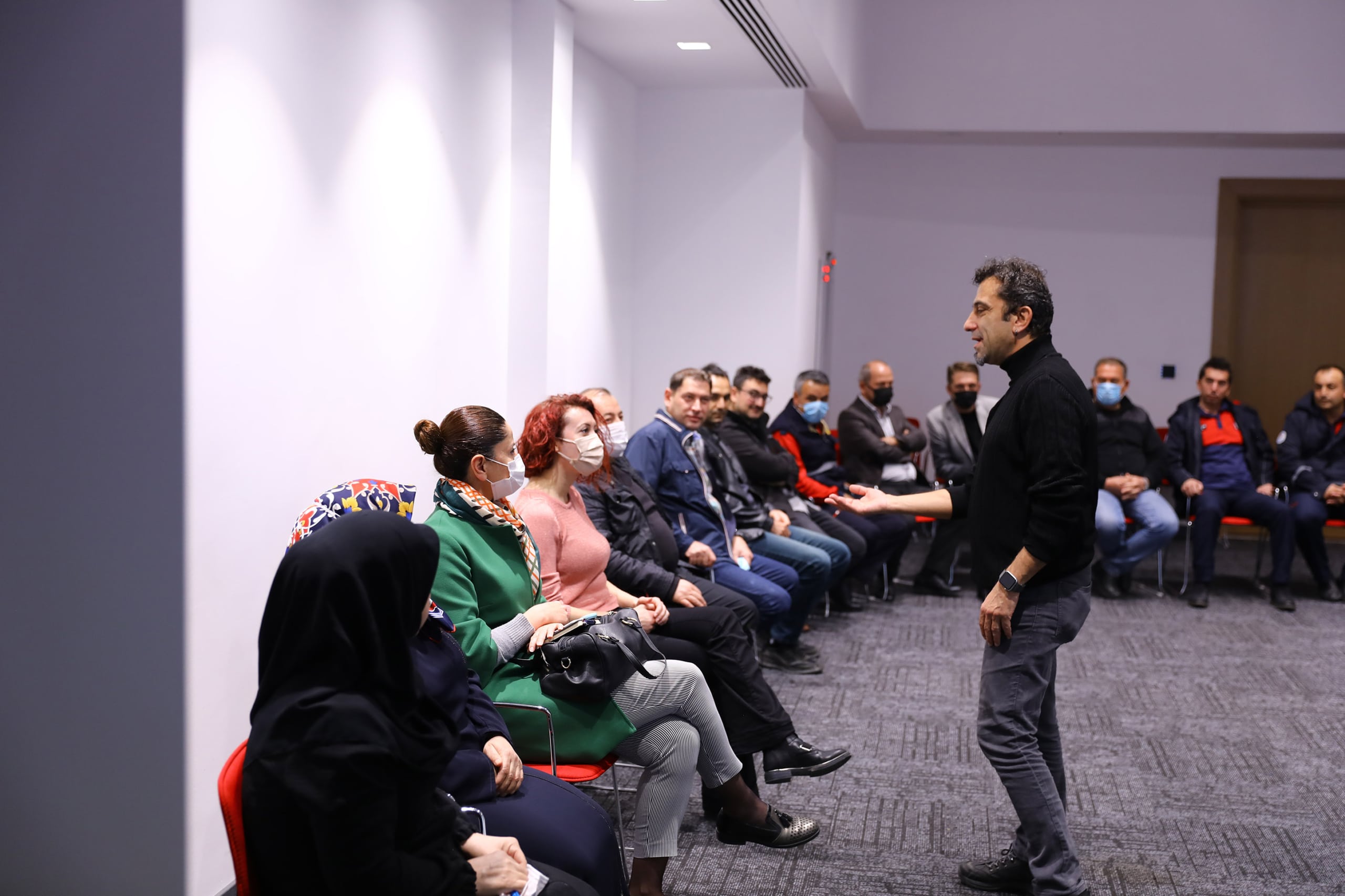 Buyuksehirden motivasyon egitimi 3 scaled - Büyükşehir'den personeline motivasyon eğitimi