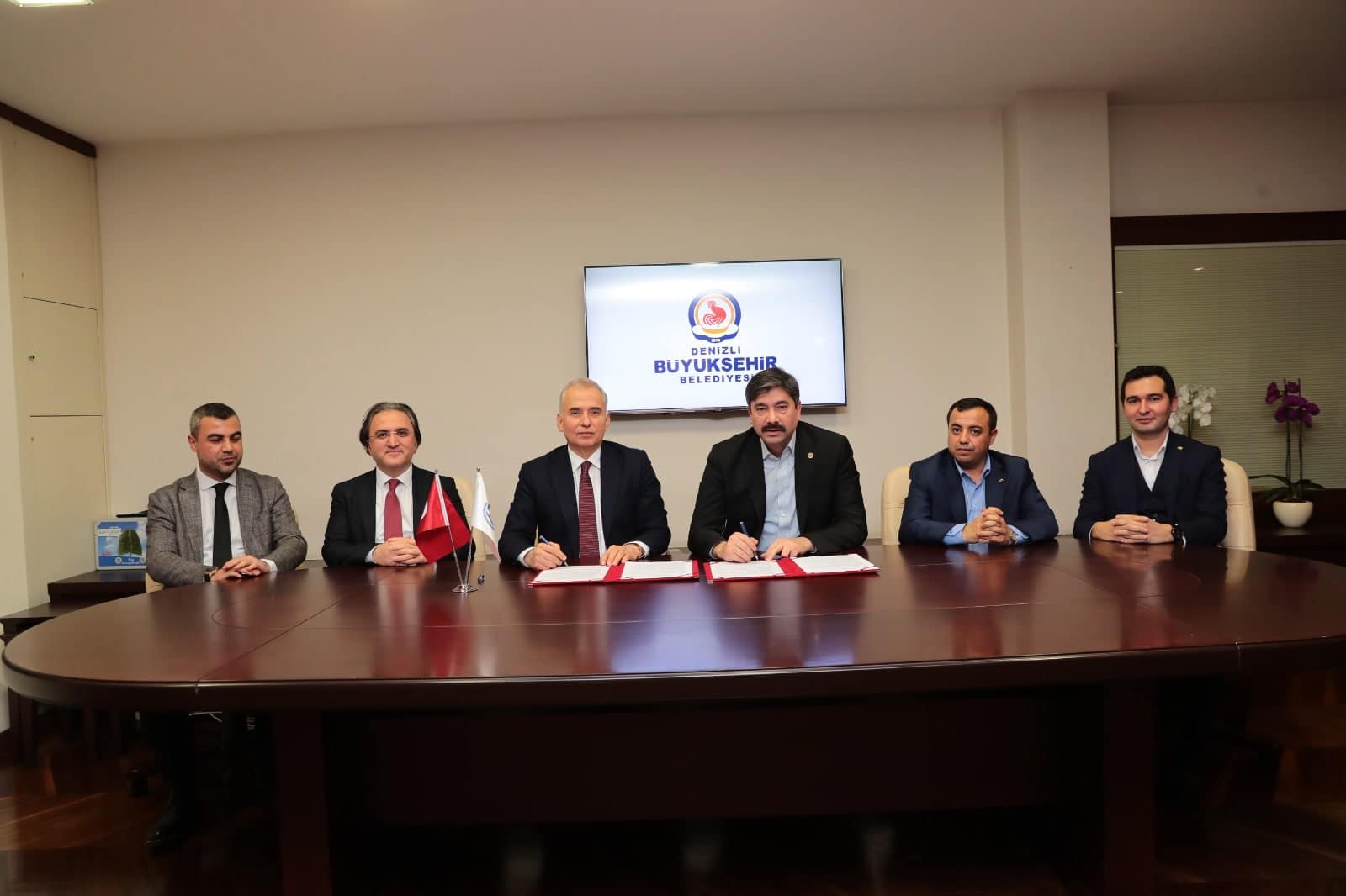 Buyuksehirde SDS sozlesmesi imzalandi 2 min - Büyükşehir’de SDS Sözleşmesi İmzalandı